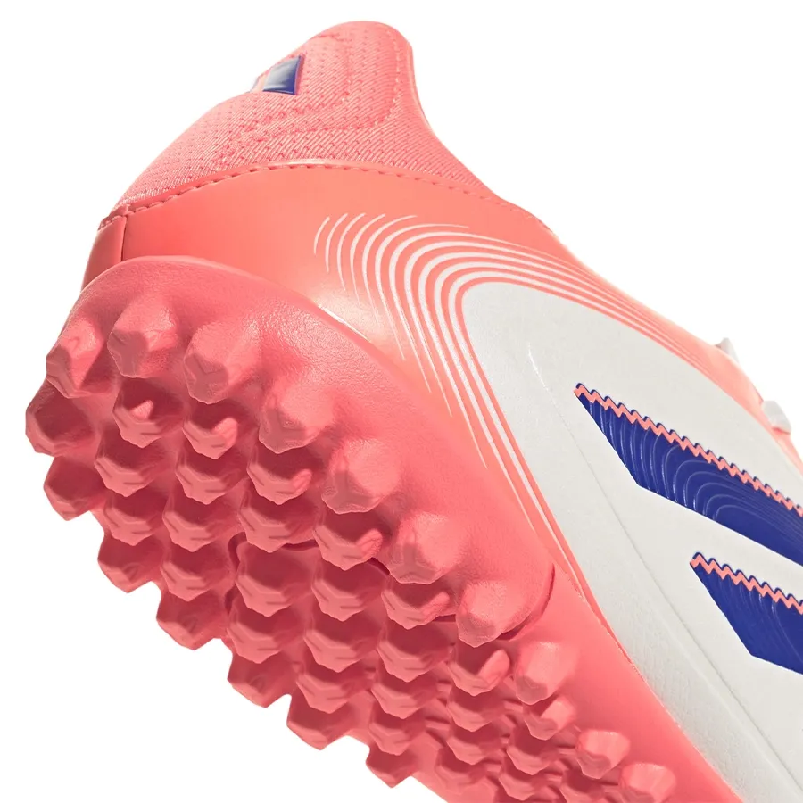 Imagen 6 de 7 de Botines adidas Copa Pure III Club Tf-HUESO/CORAL/AZUL