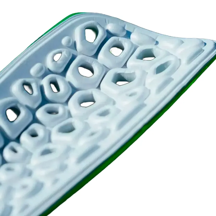 Imagen 1 de 2 de Canilleras Tifox Ultrapro-VERDE FLUOR/NEGRO