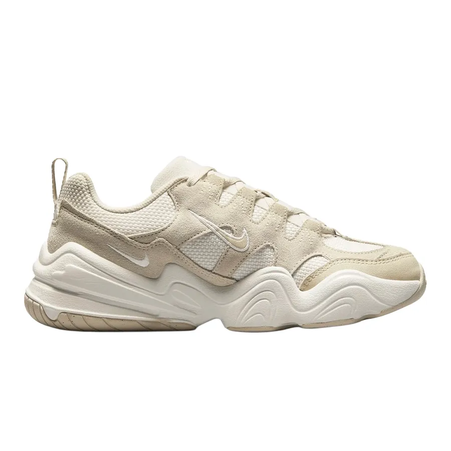 Imagen 0 de 8 de Zapatillas Nike Tech Hera-HUESO