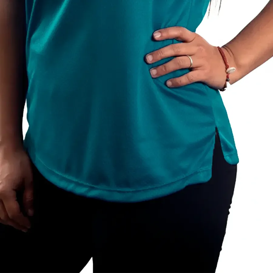 Imagen 2 de 4 de Musculosa Kamp Ultrarun con Recortes Laterales 25-AZUL