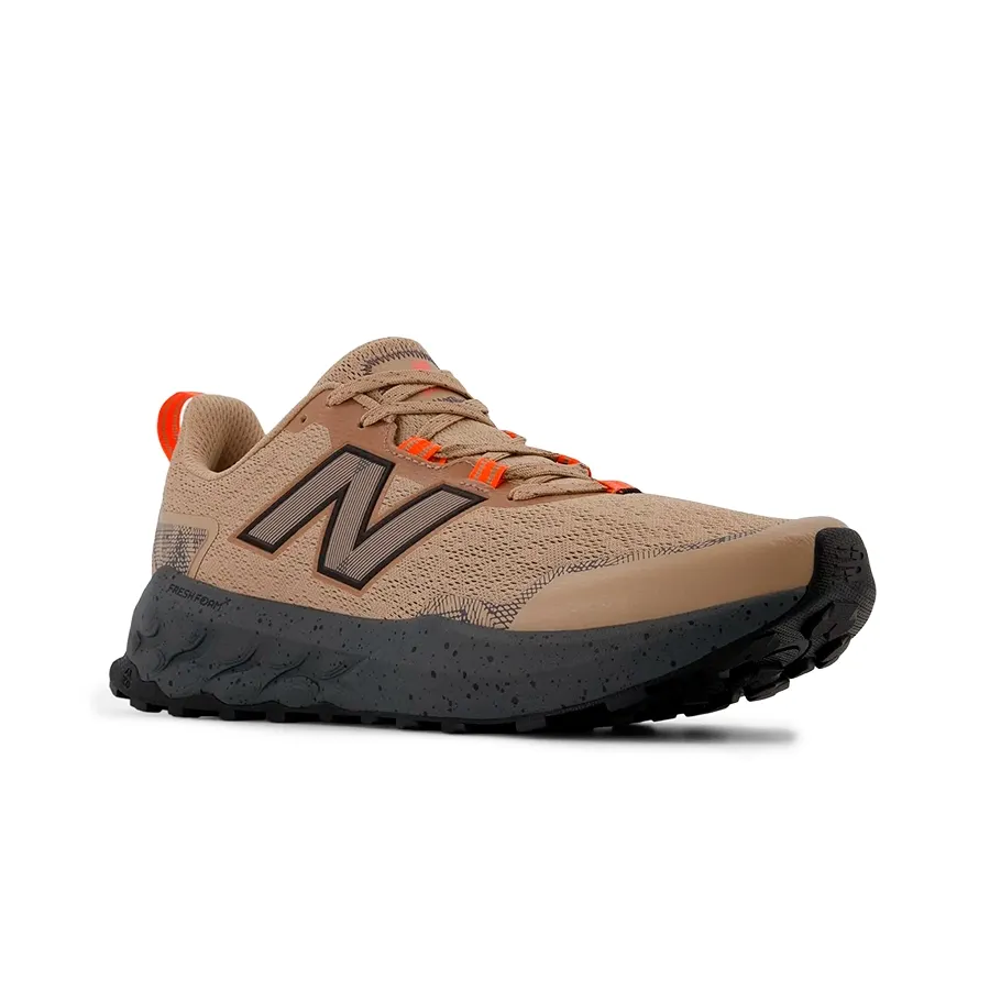 Imagen 1 de 4 de Zapatillas New Balance Fresh Foam X Garoé V2-MARRON/NEGRO