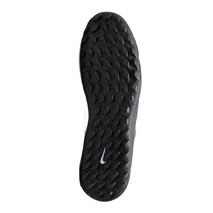 Imagen 4 de 8 de Botines Nike Phantom GX 2 Club Tf-BLANCO/NEGRO/DORADO