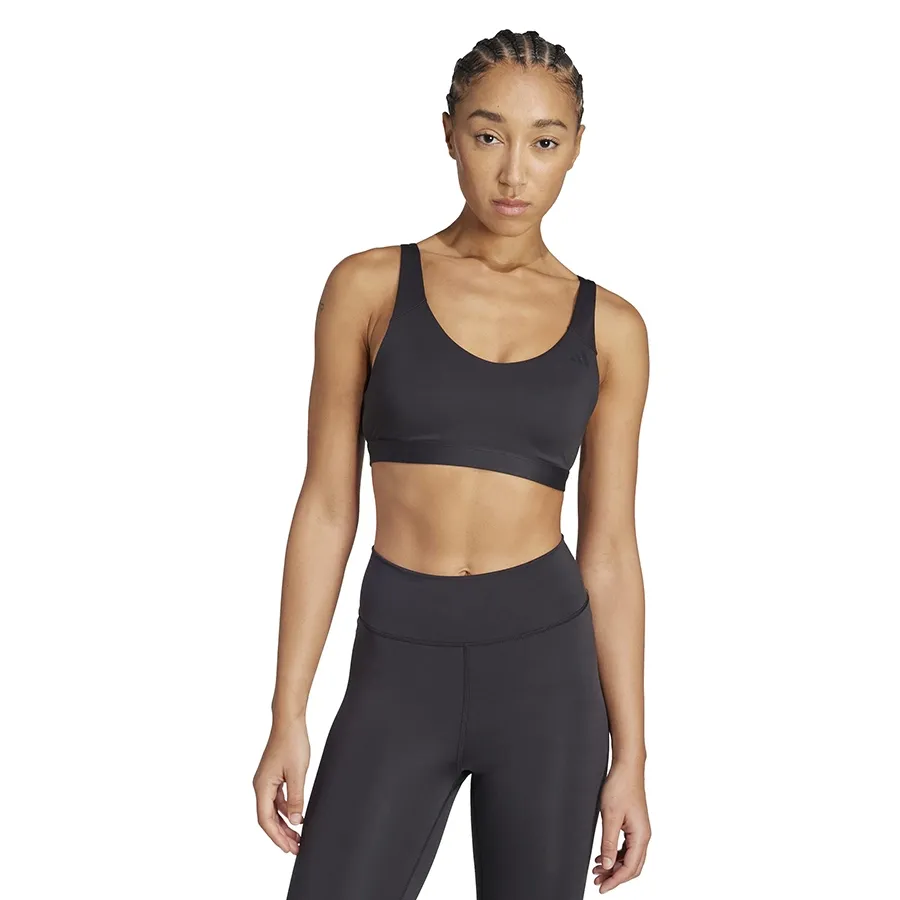 Imagen 0 de 4 de Top adidas All Me Essentials-NEGRO