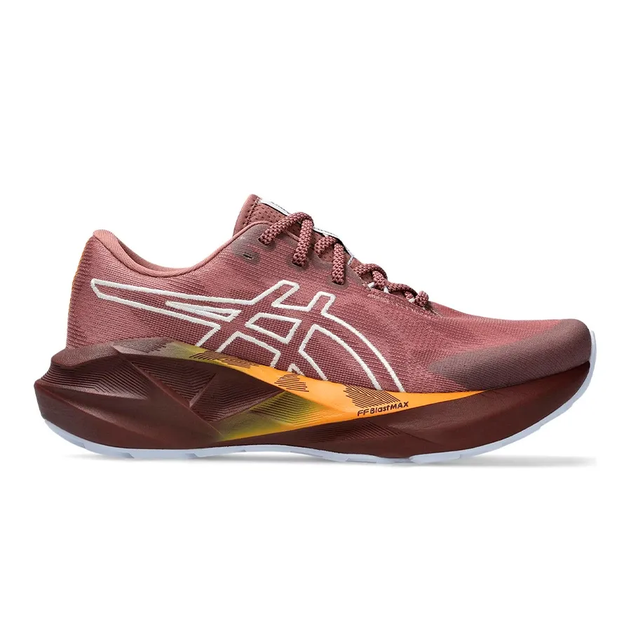 Imagen 0 de 7 de Zapatillas Asics Novablast 5 Nature Bathing-MARRON/VINO/NARANJA
