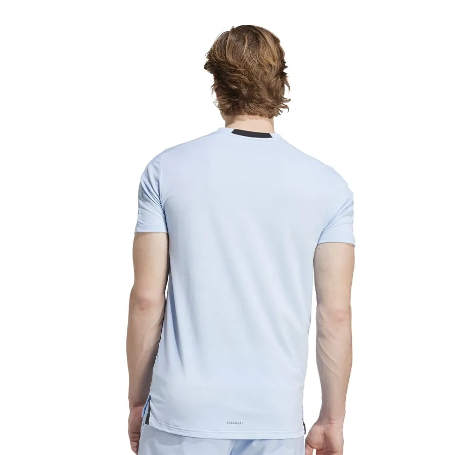 Imagen 1 de 5 de Remera adidas de entrenamiento  D4T Tee-CELESTE