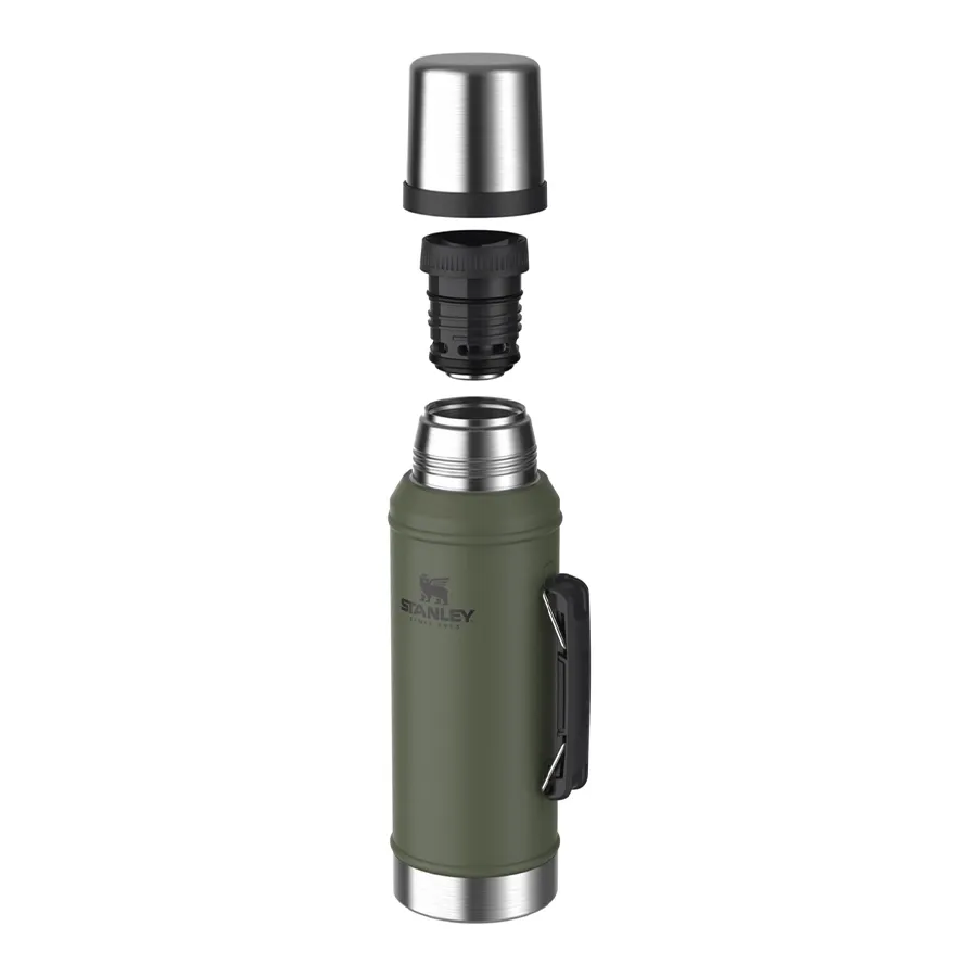 Imagen 1 de 3 de Termo Stanley Clasico Con Manija Y Tapon Cebador 950 ml-OLIVA/PLATA