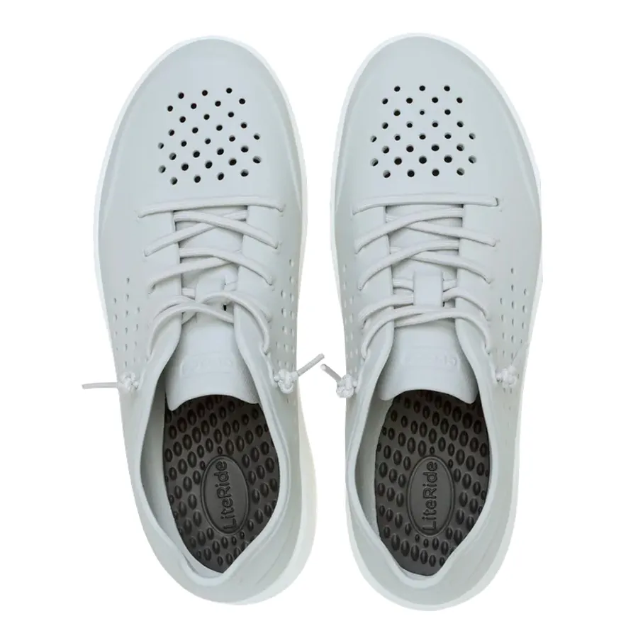 Imagen 3 de 6 de Sandalias Crocs InMotion Pacer-GRIS