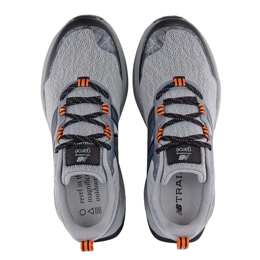 Imagen 3 de 5 de Zapatillas New Balance Fresh Foam X Garoé V2-GRIS/NEGRO
