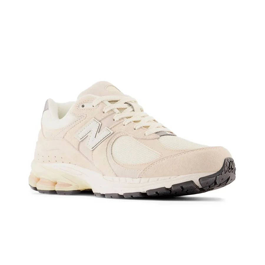 Imagen 1 de 5 de Zapatillas New Balance 2002R-CRUDO/NATURAL