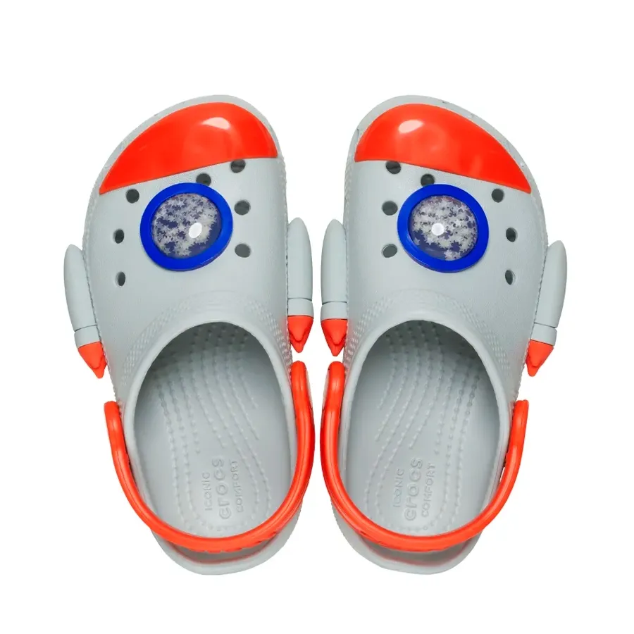 Imagen 4 de 6 de Ojotas Crocs Classic Rocket Ship-GRIS/NARANJA