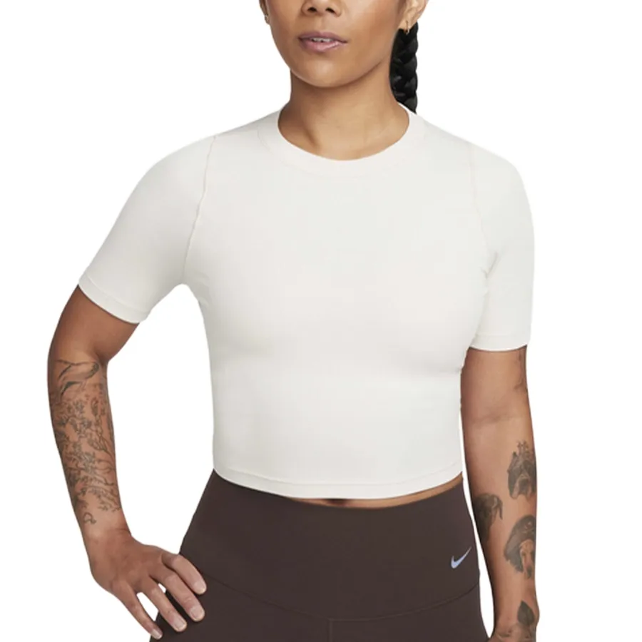 Imagen 0 de 4 de Remera Nike Zenvy Rib-BLANCO