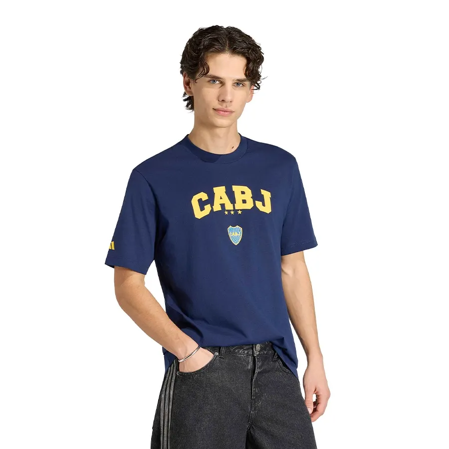 Imagen 0 de 6 de Remera adidas Graphic Boca Juniors-MARINO/AMARILLO