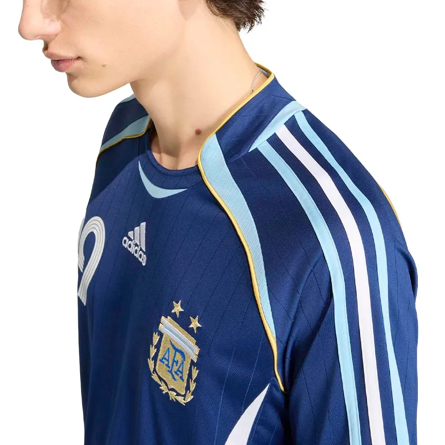 Imagen 2 de 6 de Camiseta adidas Alternativa de la Selección Argentina 2006 Messi Afa-MARINO/BLANCO/CELESTE