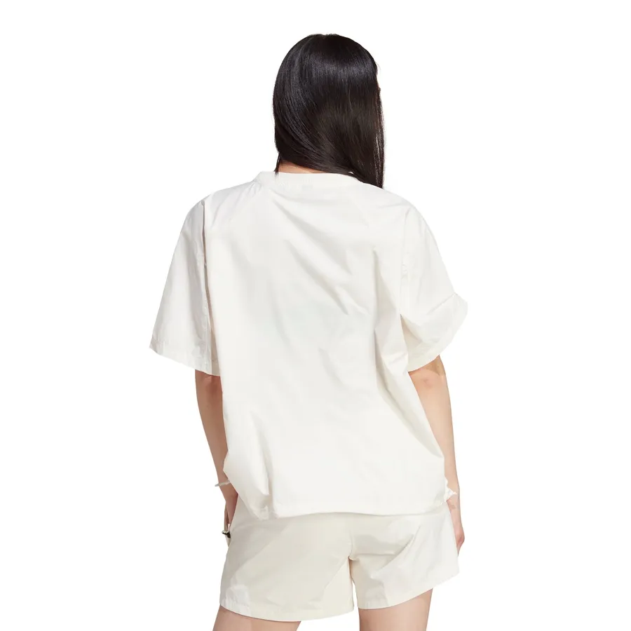 Imagen 1 de 5 de Remera adidas City Escape-NATURAL