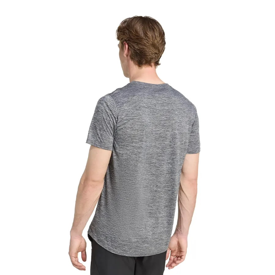 Imagen 2 de 6 de Remera adidas Own The Run Tee-GRIS