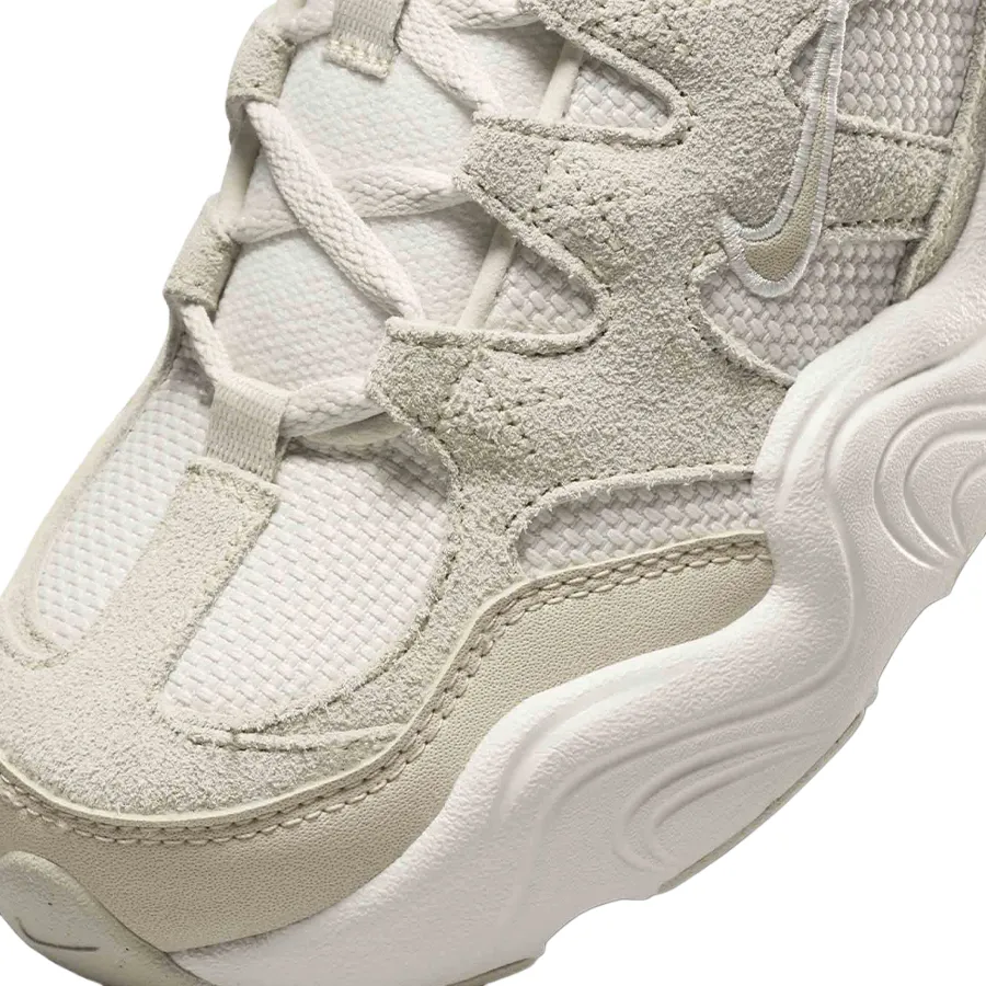 Imagen 6 de 8 de Zapatillas Nike Tech Hera-HUESO