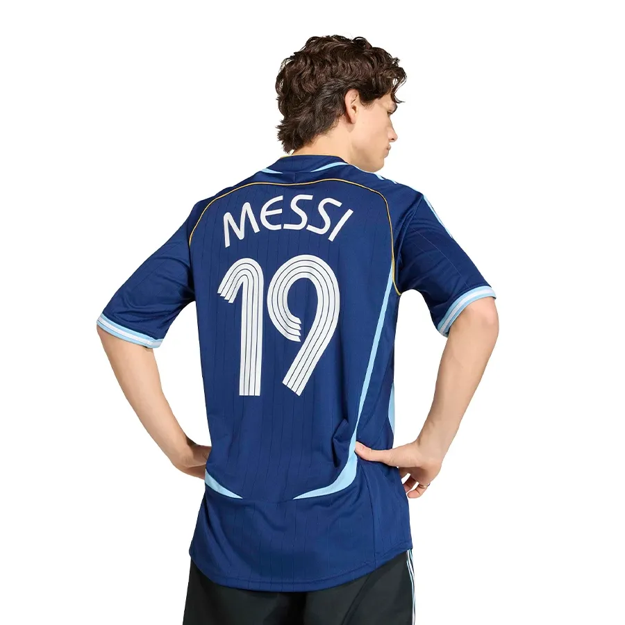 Imagen 1 de 6 de Camiseta adidas Alternativa de la Selección Argentina 2006 Messi Afa-MARINO/BLANCO/CELESTE